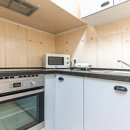 Διαμέρισμα Alfama Santa Apolonia *