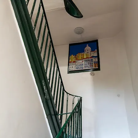 Alfama Santa Apolonia Apartament *