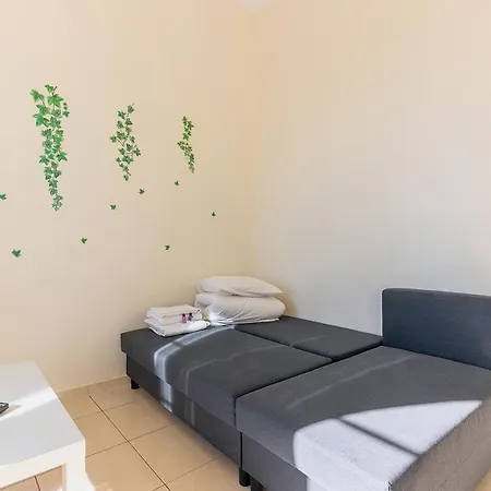 Alfama Santa Apolonia Lisboa