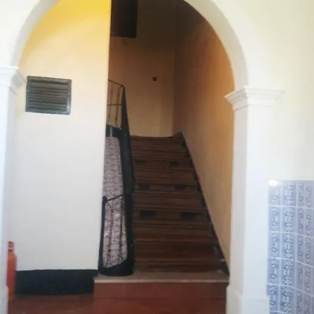 Alfama Santa Apolonia 아파트 리스본